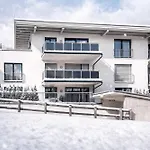 Holiday home Cloud 9 - Private Whirlpool & Rooftop Terrace