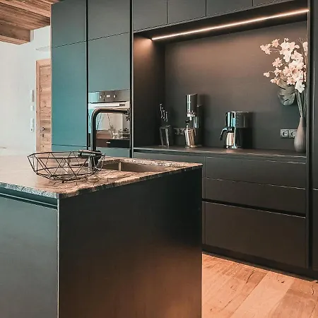 Cloud 9 - Alpenluxus Collection Фюген