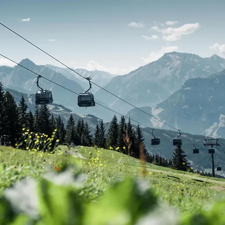 Cloud 9 - Alpenluxus Collection Фюген