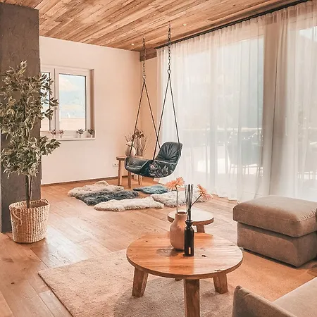 Cloud 9 - Alpenluxus Collection 아파트