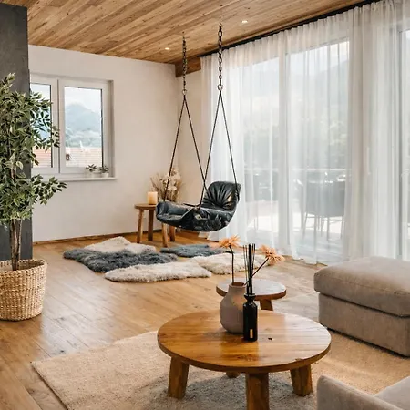 Cloud 9 - Alpenluxus Collection * Fuegen